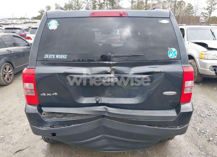 Photo 16 of 2014 Jeep Patriot LATITUDE (VIN 1C4NJRFB8ED759947)