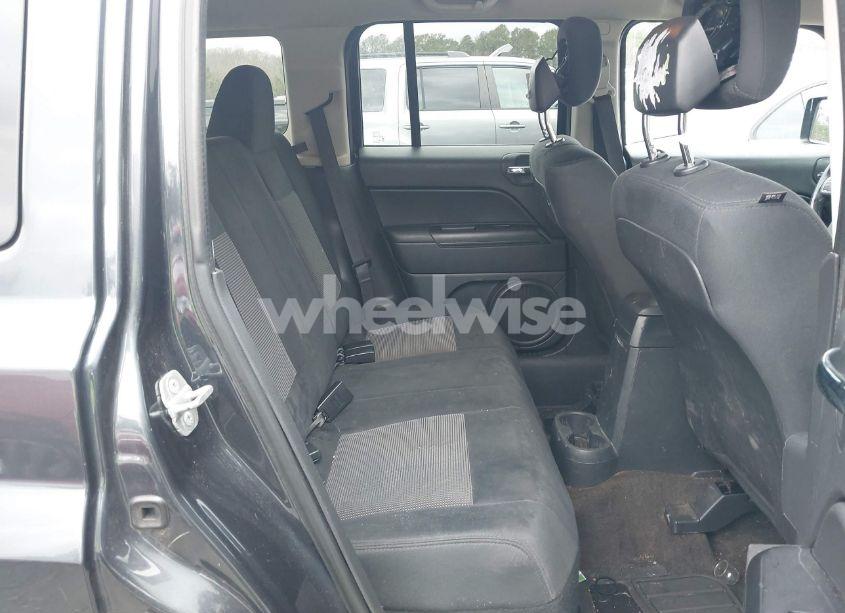 Photo 8 of 2014 Jeep Patriot LATITUDE (VIN 1C4NJRFB8ED759947)