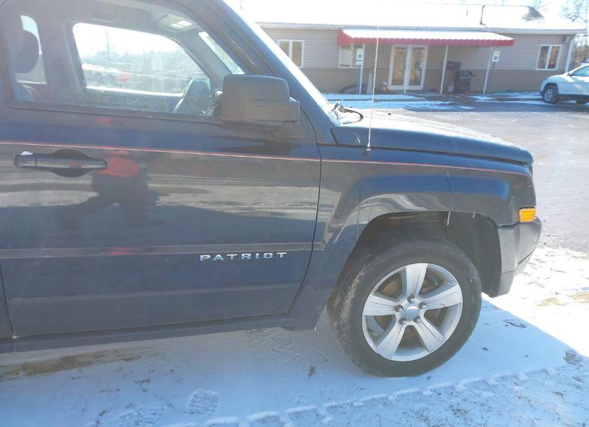 Photo 16 of 2014 Jeep Patriot LATITUDE (VIN 1C4NJRFB8ED883846)