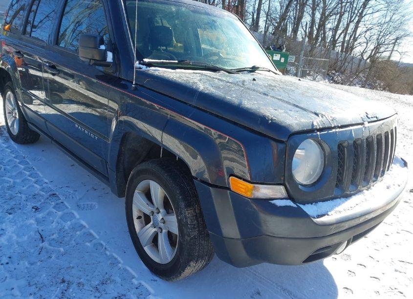 Photo 17 of 2014 Jeep Patriot LATITUDE (VIN 1C4NJRFB8ED883846)