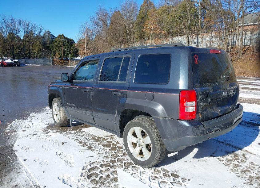 Photo 3 of 2014 Jeep Patriot LATITUDE (VIN 1C4NJRFB8ED883846)