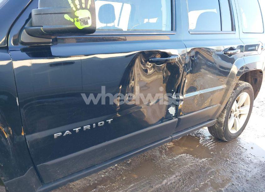 Photo 6 of 2014 Jeep Patriot LATITUDE (VIN 1C4NJRFB8ED898279)