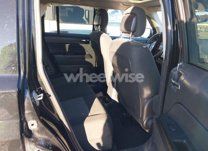 Photo 8 of 2014 Jeep Patriot LATITUDE (VIN 1C4NJRFB8ED898279)
