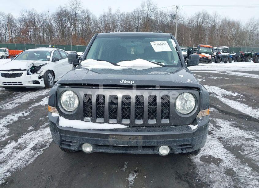 Photo 12 of 2015 Jeep Patriot LATITUDE (VIN 1C4NJRFB8FD249180)