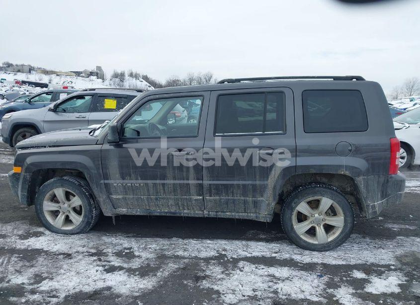 Photo 14 of 2015 Jeep Patriot LATITUDE (VIN 1C4NJRFB8FD249180)
