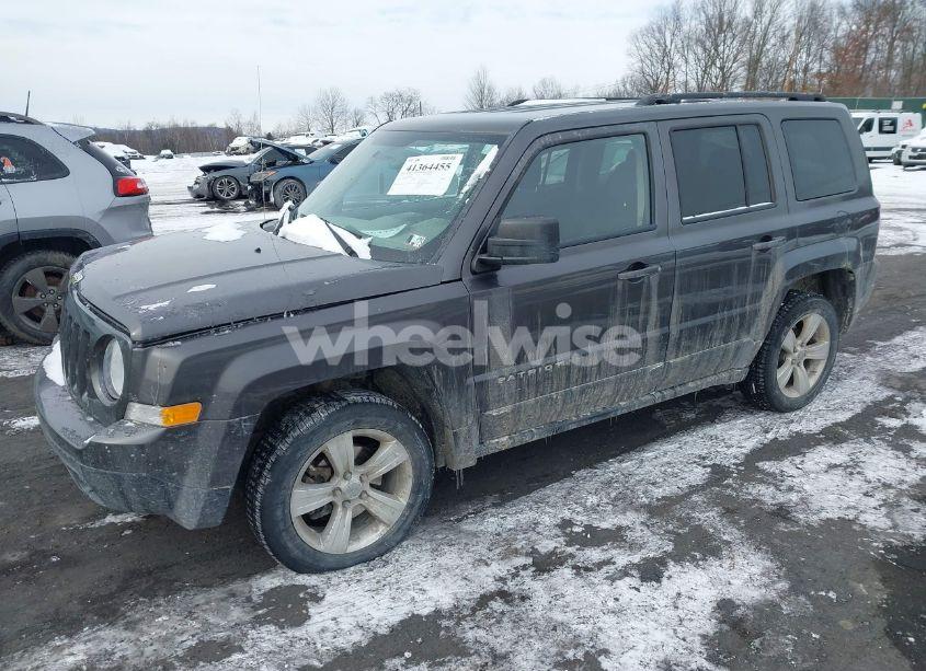 Photo 2 of 2015 Jeep Patriot LATITUDE (VIN 1C4NJRFB8FD249180)