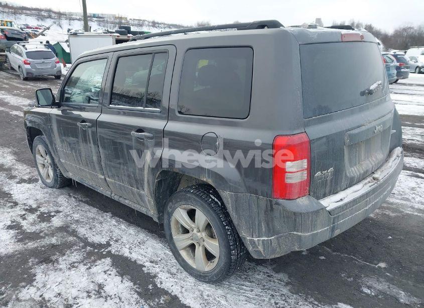 Photo 3 of 2015 Jeep Patriot LATITUDE (VIN 1C4NJRFB8FD249180)