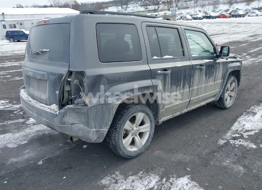 Photo 4 of 2015 Jeep Patriot LATITUDE (VIN 1C4NJRFB8FD249180)
