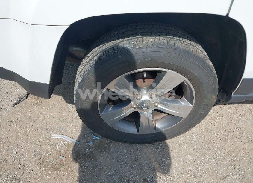 Photo 11 of 2016 Jeep Patriot HIGH ALTITUDE EDITION (VIN 1C4NJRFB8GD745999)