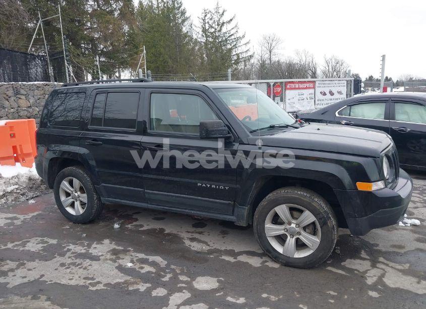 Photo 13 of 2017 Jeep Patriot LATITUDE 4X4 (VIN 1C4NJRFB8HD114736)
