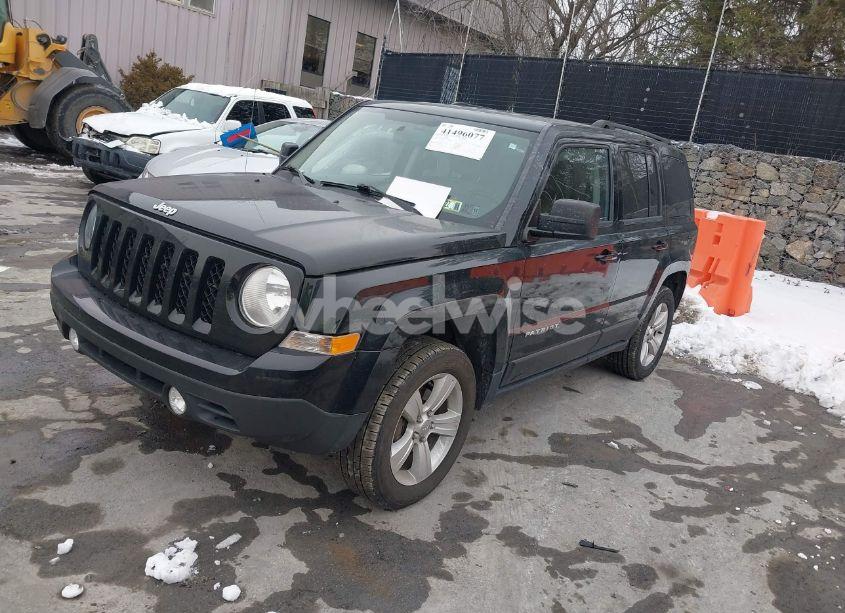 Photo 2 of 2017 Jeep Patriot LATITUDE 4X4 (VIN 1C4NJRFB8HD114736)