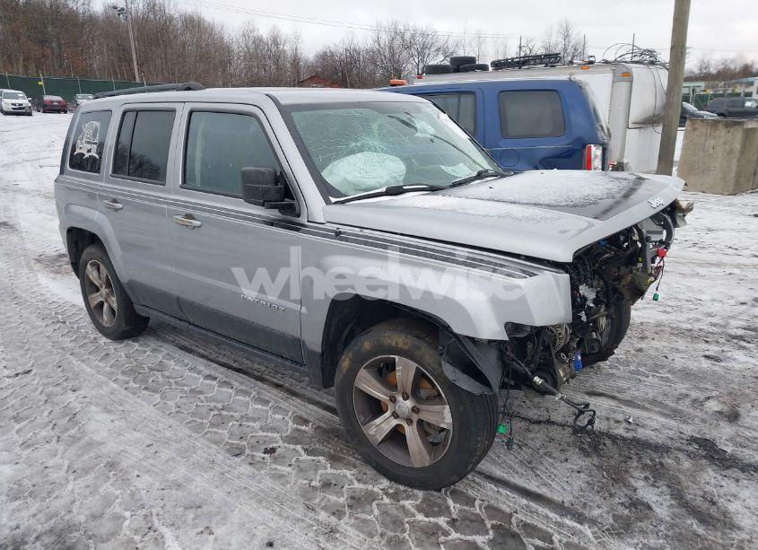 2017 Jeep Patriot LATITUDE 4X4 (VIN 1C4NJRFB8HD174113) main photo