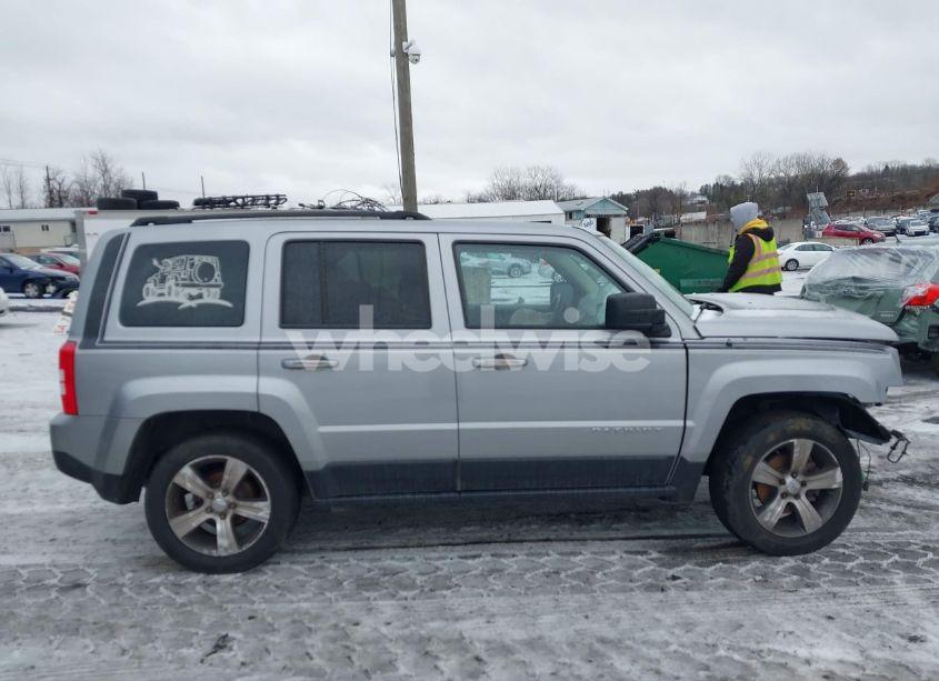 Photo 13 of 2017 Jeep Patriot LATITUDE 4X4 (VIN 1C4NJRFB8HD174113)