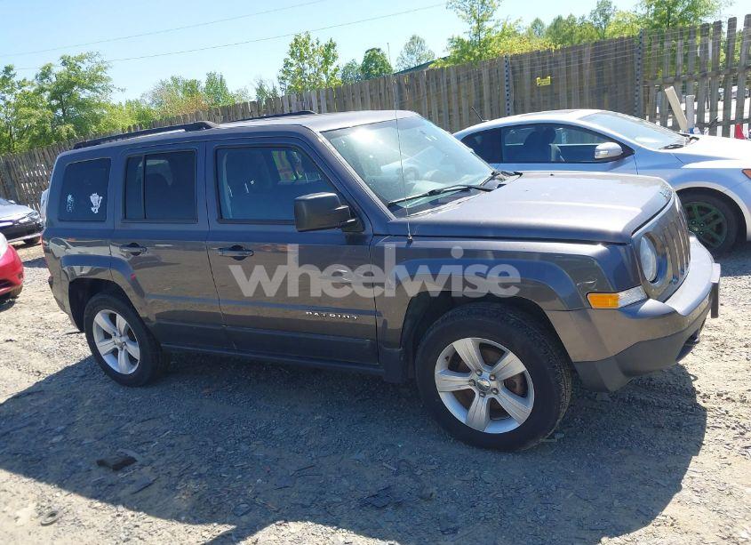Photo 13 of 2017 Jeep Patriot LATITUDE 4X4 (VIN 1C4NJRFB8HD190411)