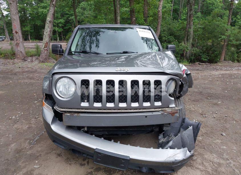 Photo 12 of 2012 Jeep Patriot LATITUDE (VIN 1C4NJRFB9CD608743)