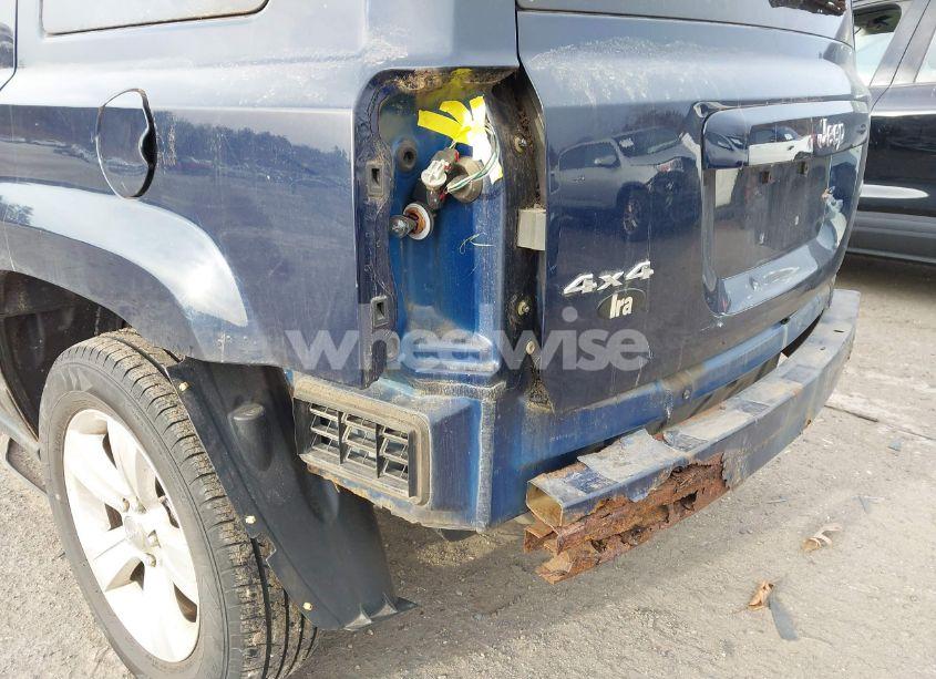 Photo 6 of 2012 Jeep Patriot LATITUDE (VIN 1C4NJRFB9CD683443)