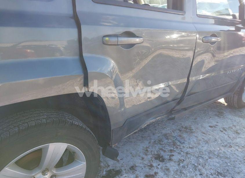 Photo 12 of 2013 Jeep Patriot LATITUDE (VIN 1C4NJRFB9DD221854)