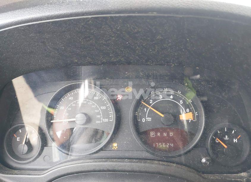 Photo 7 of 2014 Jeep Patriot LATITUDE (VIN 1C4NJRFB9ED741053)