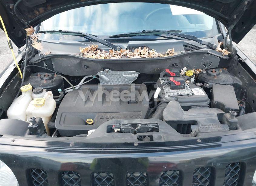 Photo 10 of 2014 Jeep Patriot LATITUDE (VIN 1C4NJRFB9ED910309)