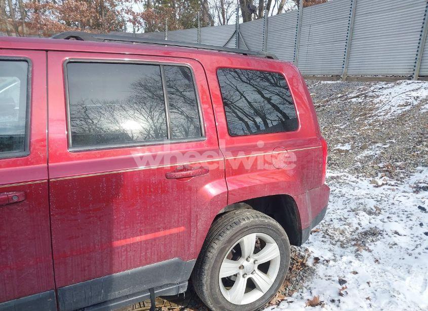 Photo 12 of 2015 Jeep Patriot LATITUDE (VIN 1C4NJRFB9FD162436)