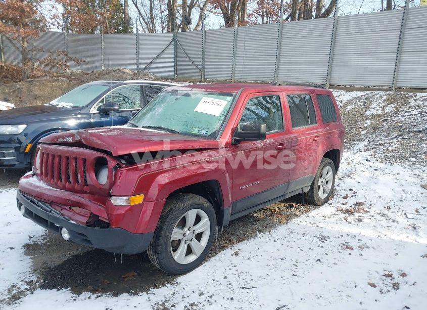 Photo 2 of 2015 Jeep Patriot LATITUDE (VIN 1C4NJRFB9FD162436)