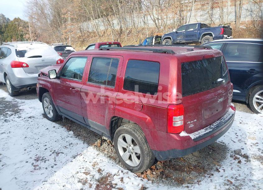 Photo 3 of 2015 Jeep Patriot LATITUDE (VIN 1C4NJRFB9FD162436)