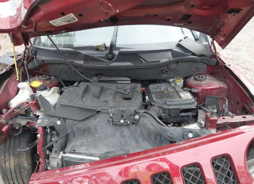 Photo 10 of 2015 Jeep Patriot LATITUDE (VIN 1C4NJRFB9FD202739)