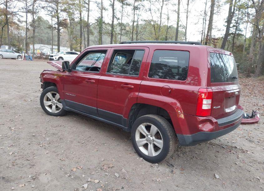 Photo 3 of 2015 Jeep Patriot LATITUDE (VIN 1C4NJRFB9FD202739)