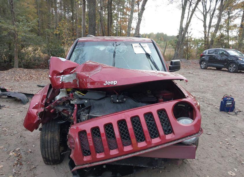 Photo 6 of 2015 Jeep Patriot LATITUDE (VIN 1C4NJRFB9FD202739)