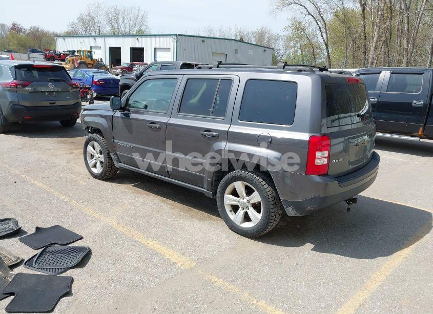 Photo 3 of 2015 Jeep Patriot LATITUDE (VIN 1C4NJRFB9FD270572)