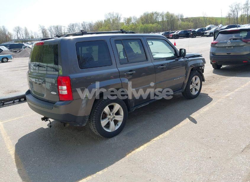 Photo 4 of 2015 Jeep Patriot LATITUDE (VIN 1C4NJRFB9FD270572)