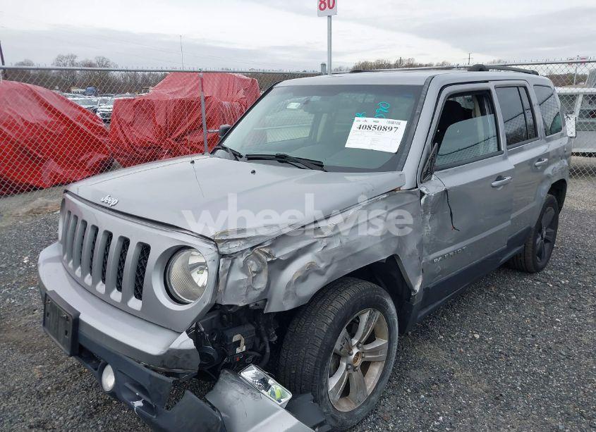 Photo 2 of 2015 Jeep Patriot LATITUDE (VIN 1C4NJRFB9FD425279)