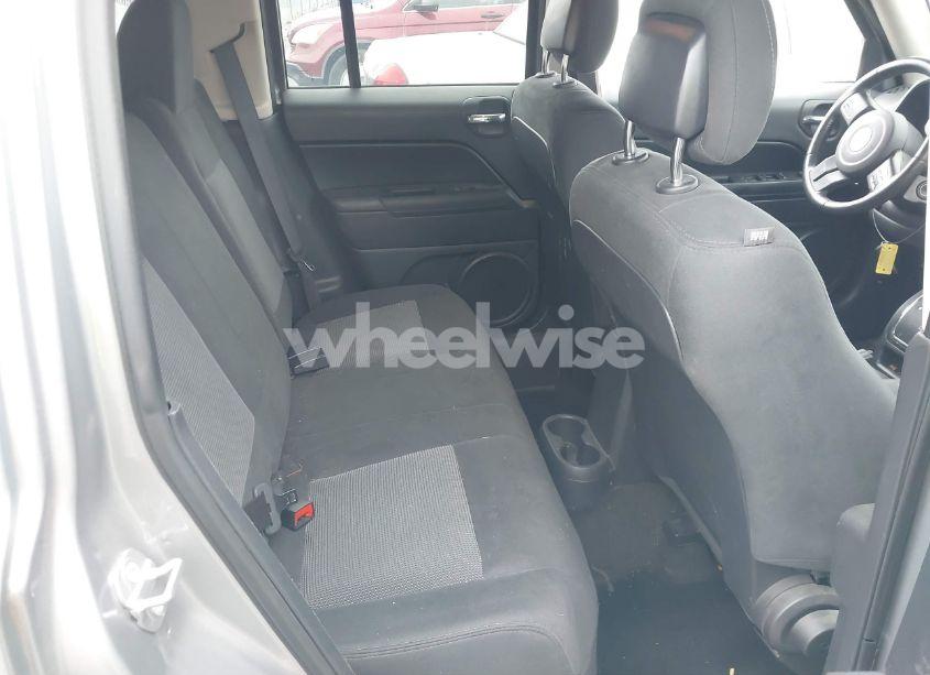 Photo 8 of 2015 Jeep Patriot LATITUDE (VIN 1C4NJRFB9FD425279)