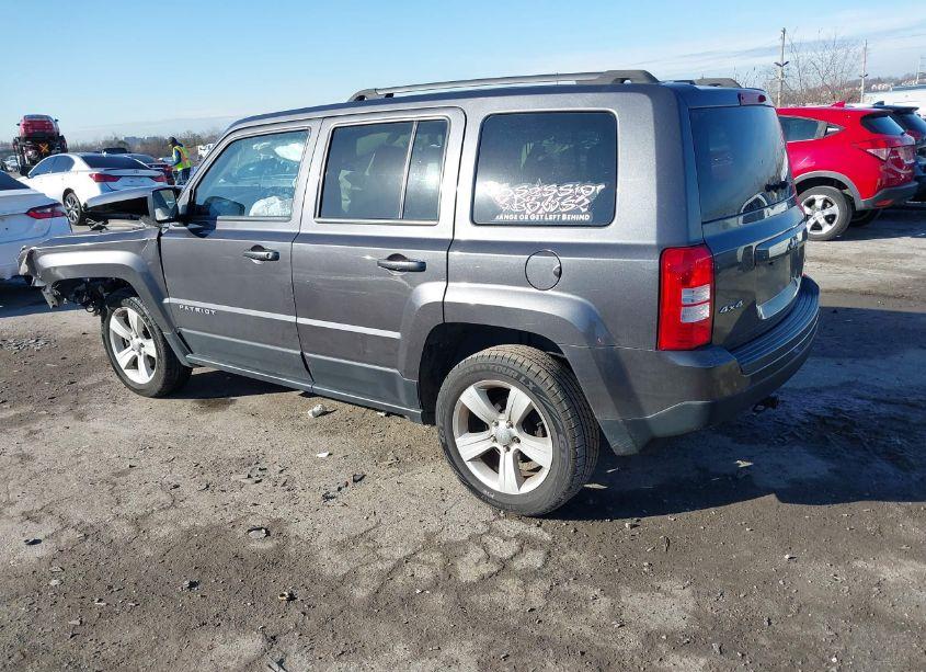 Photo 3 of 2016 Jeep Patriot LATITUDE (VIN 1C4NJRFB9GD522287)