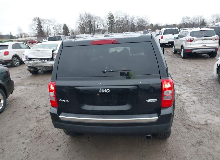 Photo 16 of 2016 Jeep Patriot HIGH ALTITUDE EDITION (VIN 1C4NJRFB9GD567097)