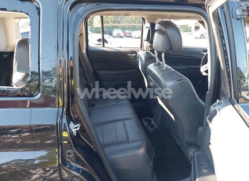 Photo 8 of 2016 Jeep Patriot HIGH ALTITUDE EDITION (VIN 1C4NJRFB9GD585910)