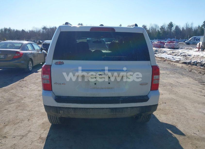 Photo 17 of 2016 Jeep Patriot LATITUDE (VIN 1C4NJRFB9GD595997)