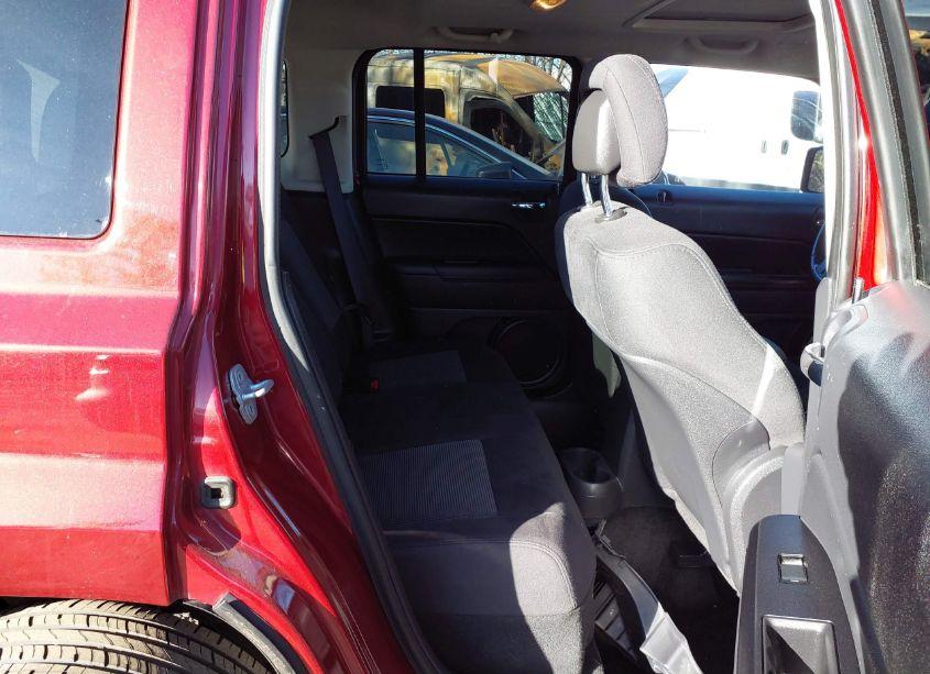 Photo 8 of 2012 Jeep Patriot LATITUDE (VIN 1C4NJRFBXCD638088)