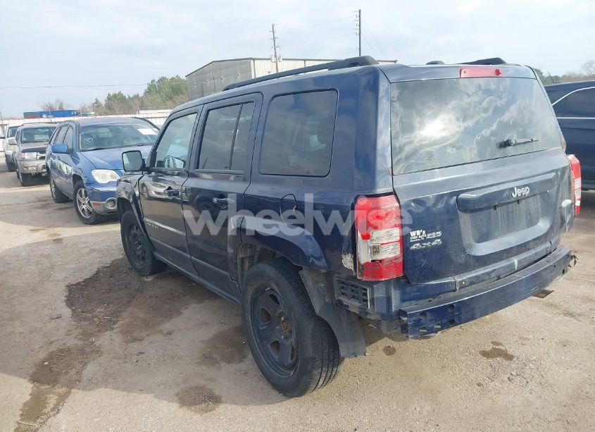 Photo 3 of 2013 Jeep Patriot LATITUDE (VIN 1C4NJRFBXDD101741)