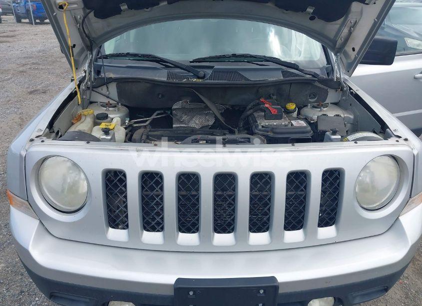 Photo 10 of 2013 Jeep Patriot LATITUDE (VIN 1C4NJRFBXDD263711)