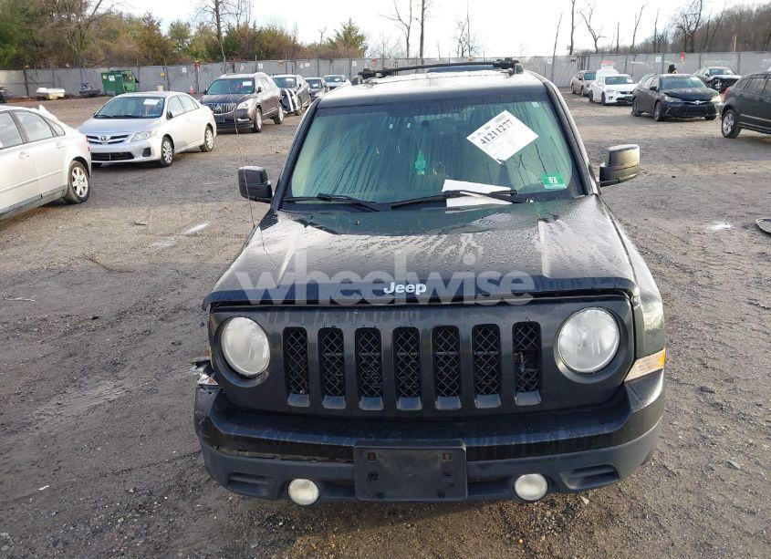 Photo 12 of 2014 Jeep Patriot LATITUDE (VIN 1C4NJRFBXED855532)