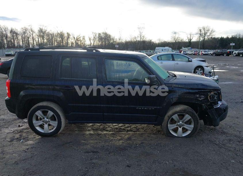 Photo 13 of 2014 Jeep Patriot LATITUDE (VIN 1C4NJRFBXED855532)