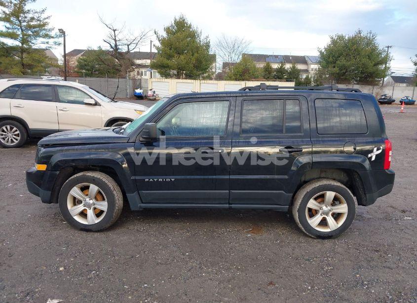 Photo 14 of 2014 Jeep Patriot LATITUDE (VIN 1C4NJRFBXED855532)