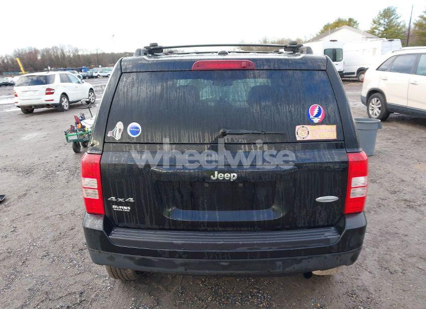 Photo 16 of 2014 Jeep Patriot LATITUDE (VIN 1C4NJRFBXED855532)