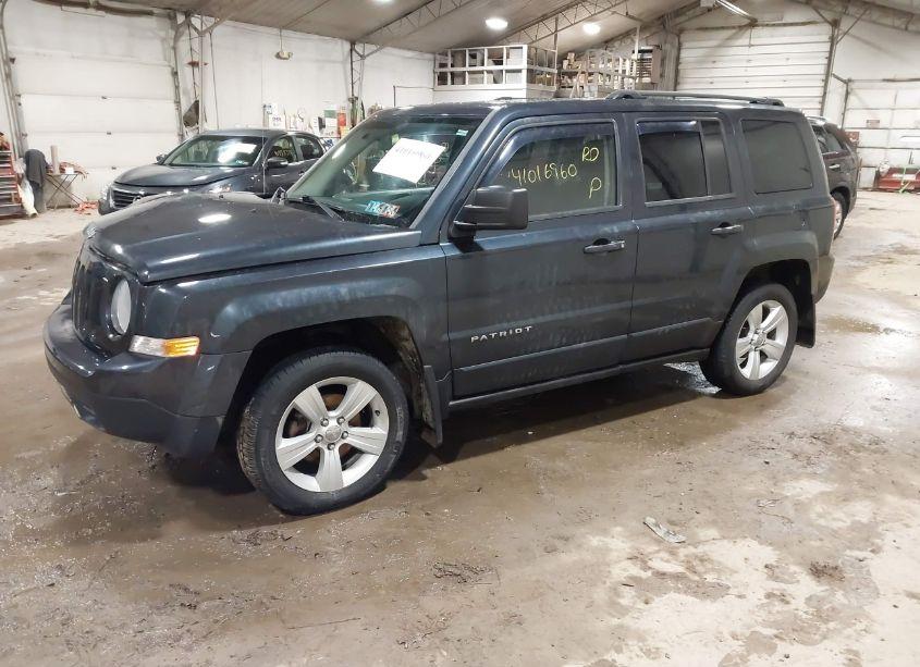 Photo 2 of 2014 Jeep Patriot LATITUDE (VIN 1C4NJRFBXED855739)