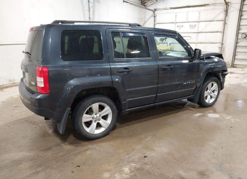 Photo 4 of 2014 Jeep Patriot LATITUDE (VIN 1C4NJRFBXED855739)