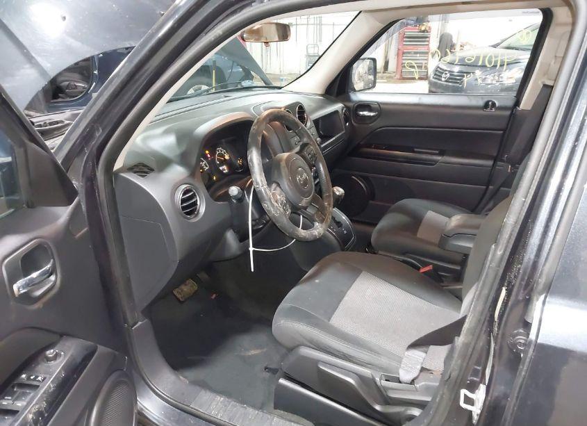 Photo 5 of 2014 Jeep Patriot LATITUDE (VIN 1C4NJRFBXED855739)