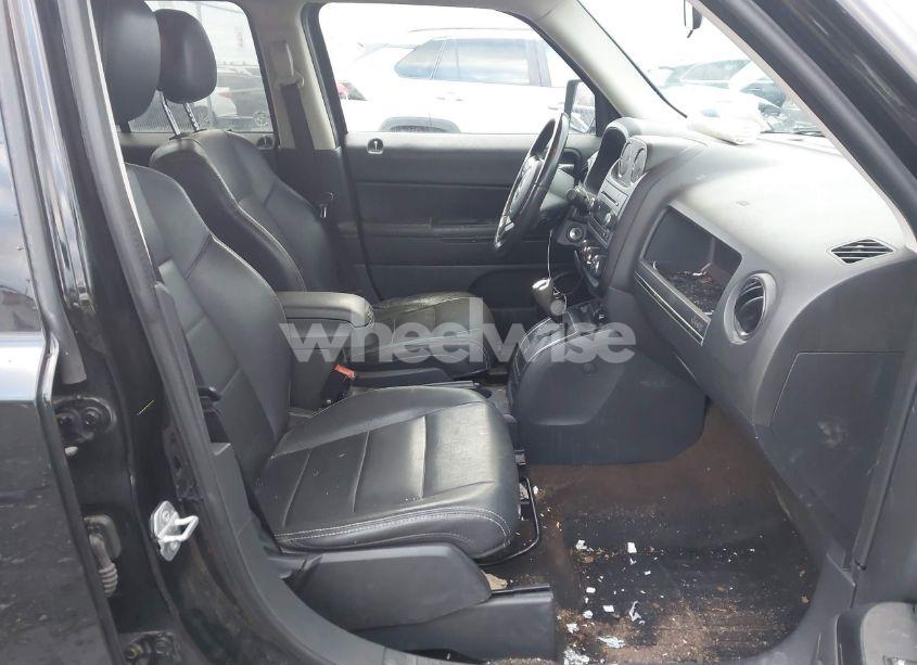 Photo 5 of 2015 Jeep Patriot HIGH ALTITUDE EDITION (VIN 1C4NJRFBXFD348289)