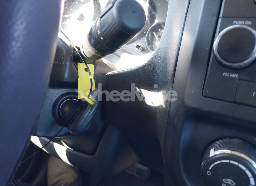 Photo 11 of 2015 Jeep Patriot LATITUDE (VIN 1C4NJRFBXFD417787)