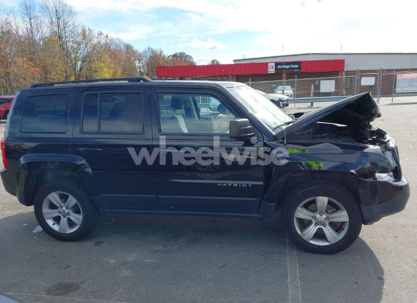 Photo 13 of 2016 Jeep Patriot LATITUDE (VIN 1C4NJRFBXGD580604)